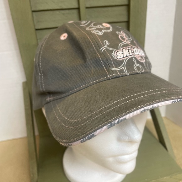 SOLD! Ski-doo Women’s Baseball Cap, Color: grey with pink/white embroidery, NWOT - Picture 2 of 12